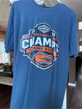 GATORS University of Florida Comfort Colors Blue and Charcoal Crewneck Tee